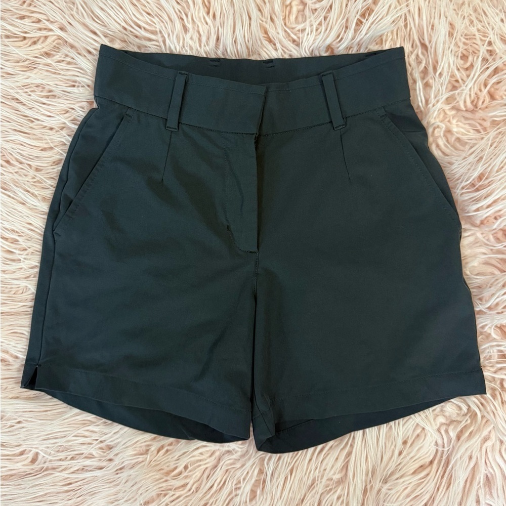 NIKE Women's Dri-FIT Victory Golf Shorts